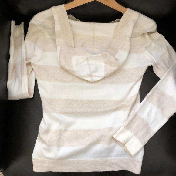GAP cozy wool blend hoodie pullover sweater top in cream and tan stripe Size S - Picture 4 of 13